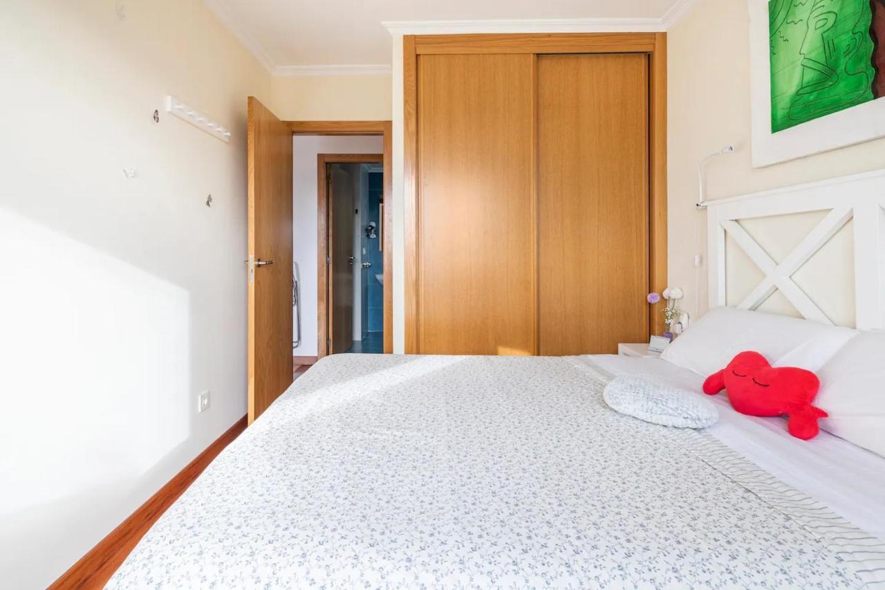 Apt Soleado Y Silencioso - Garaje- A 17 Min Andando Del Centro De Pontevedra Ngoại thất bức ảnh